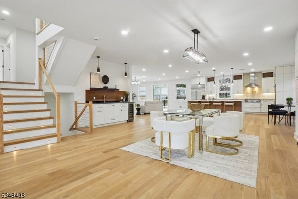Dining room, Interior, Kitchen, Pendant Lights, Recessed Lighting, Wood Texture Flooring