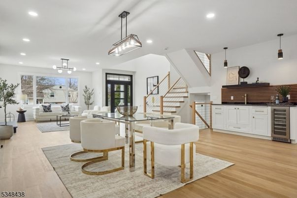 Dining room, Interior, Living room, Pendant Lights, Recessed Lighting, Wood Texture Flooring