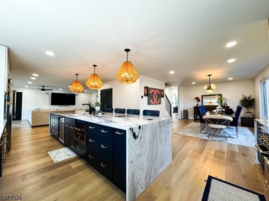 Dining room, Interior, Kitchen, Pendant Lights, Recessed Lighting, Wood Texture Flooring