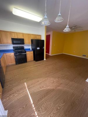 Interior, Kitchen, Pendant Lights, Wood Texture Flooring