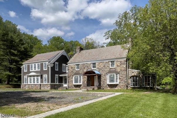 Backyard, Exterior, Facade, Georgian