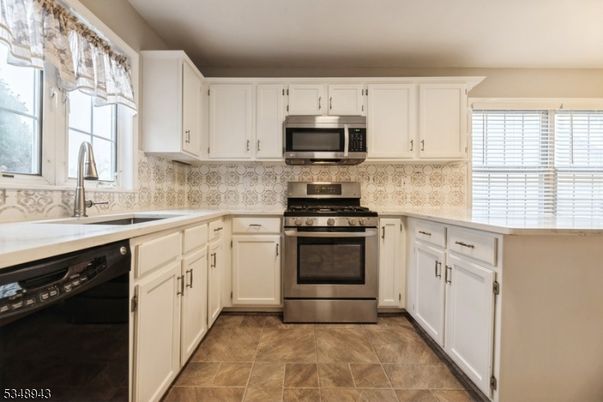Interior, Kitchen, Stainless Steel Appliances