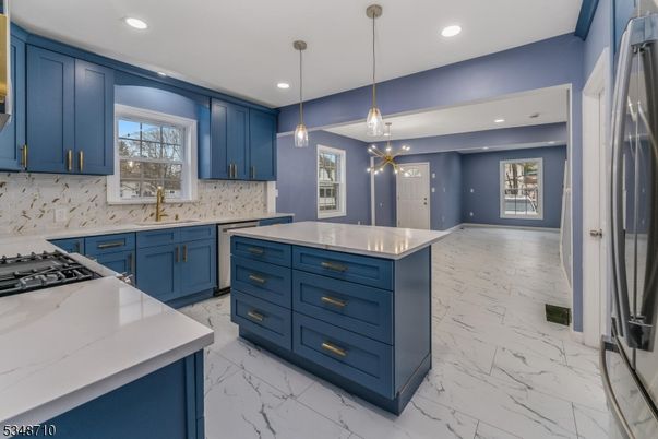 Interior, Kitchen, Marble, Pendant Lights, Recessed Lighting