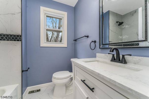 Bathroom, Interior, Marble, Marble Walls