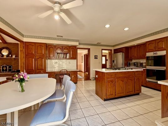 Dining room, Interior, Kitchen, Recessed Lighting