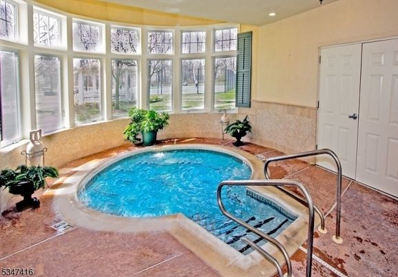 Interior, Pool, Recessed Lighting