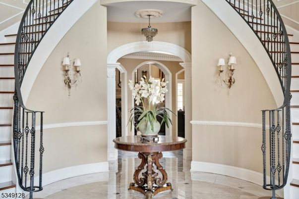 Chandelier, Interior, Pendant Lights