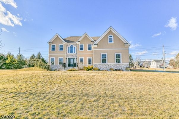 Backyard, Exterior, Facade, Farmhouse