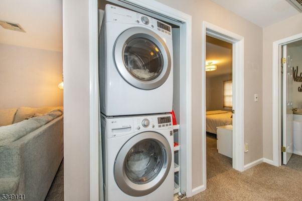 Bedroom, Interior, Utility Closets, Washer