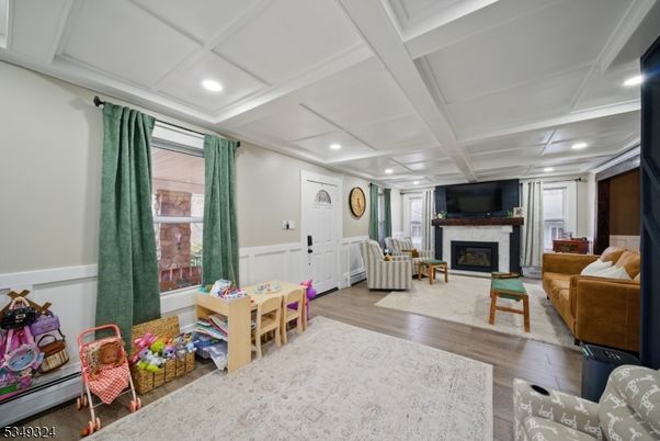 Fireplace, Interior, Living room, Recessed Lighting, Wood Texture Flooring