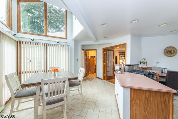 Dining room, Interior, Kitchen, Recessed Lighting