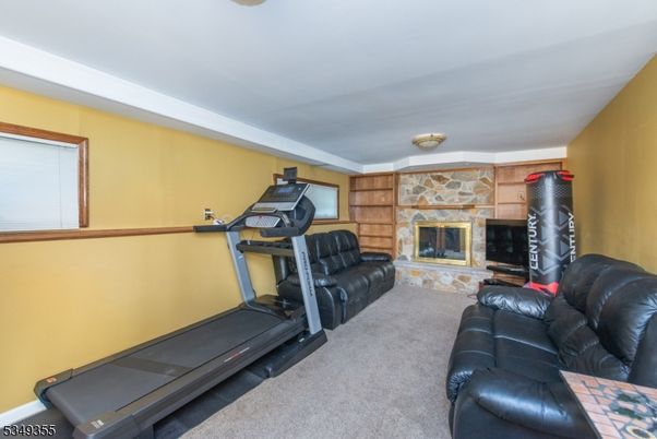 Fireplace, Fitness Equipment, Interior, Living room