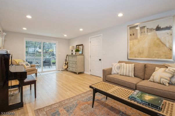 Interior, Living room, Piano, Recessed Lighting, Wood Texture Flooring