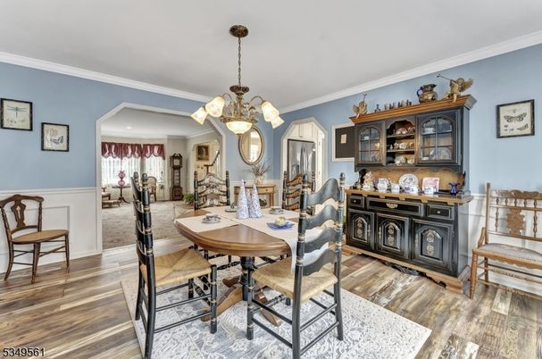 Chandelier, Dining room, Interior, Pendant Lights, Recessed Lighting, Wood Texture Flooring