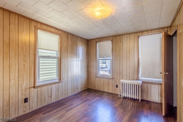 Empty room, Interior, Wood Texture Flooring, Wooden Walls