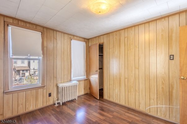 Empty room, Interior, Wood Texture Flooring, Wooden Walls