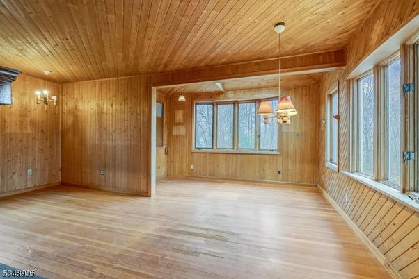 Empty room, Interior, Pendant Lights, Wooden Beams, Wooden Ceilings, Wood Texture Flooring, Wooden Walls