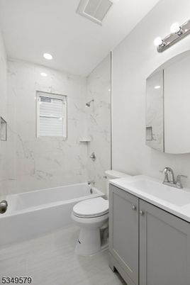 Bathroom, Interior, Marble Walls, Recessed Lighting