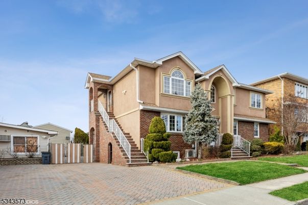 Exterior, Facade, Brick Facade, Mediterranean