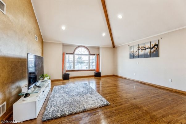 Empty room, Interior, Recessed Lighting, Wooden Beams, Wood Texture Flooring