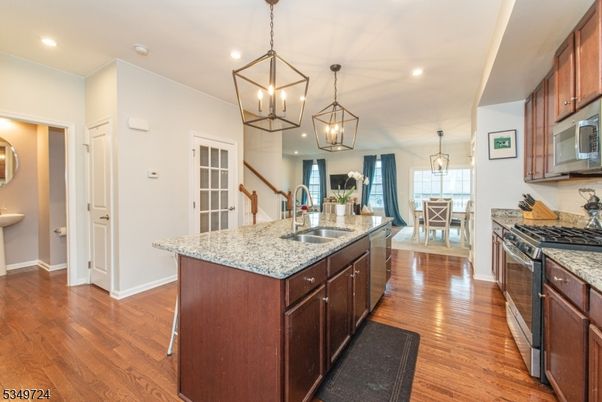 Chandelier, Dining room, Interior, Kitchen, Pendant Lights, Recessed Lighting, Wood Texture Flooring