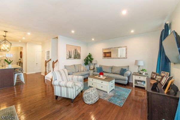 Interior, Living room, Pendant Lights, Recessed Lighting, Wood Texture Flooring