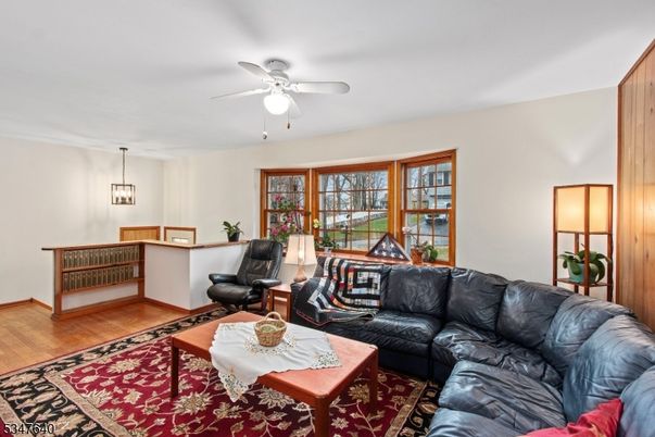Interior, Living room, Pendant Lights, Wood Texture Flooring