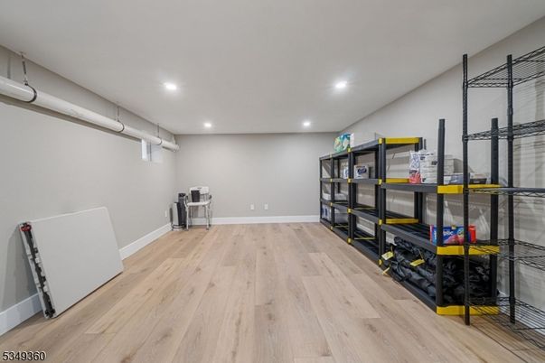 Interior, Recessed Lighting, Wood Texture Flooring