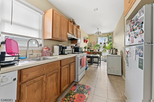 Chandelier, Interior, Kitchen, Recessed Lighting
