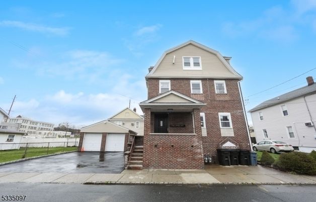 Detached Garage, Exterior, Facade, Brick Facade, Queen Anne Victorian