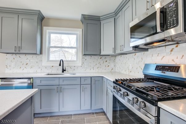 Interior, Kitchen, Stainless Steel Appliances