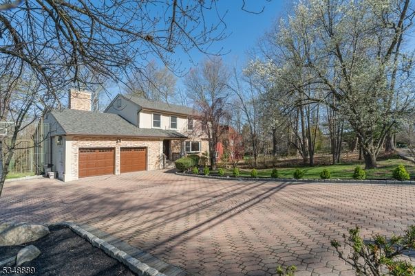 Attached, Exterior, Facade, Brick Facade, Cape Cod