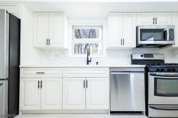 Interior, Kitchen, Stainless Steel Appliances