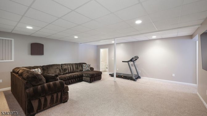 Fitness Equipment, Interior, Living room, Recessed Lighting