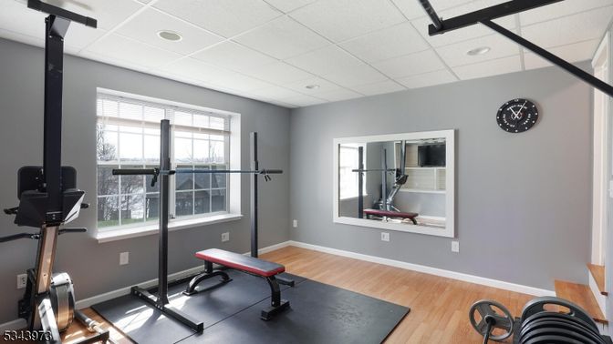 Fitness Equipment, Interior, Recessed Lighting, Wood Texture Flooring