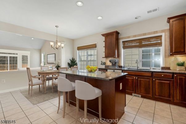 Chandelier, Dining room, Interior, Kitchen, Recessed Lighting