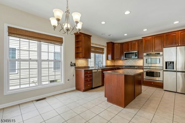 Chandelier, Interior, Kitchen, Recessed Lighting, Stainless Steel Appliances