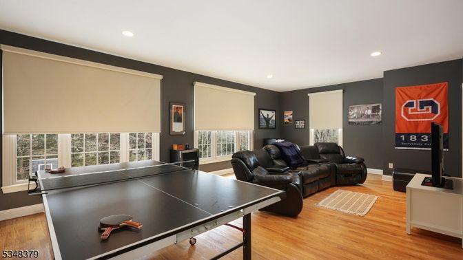 Game Room, Interior, Living room, Recessed Lighting, Wood Texture Flooring