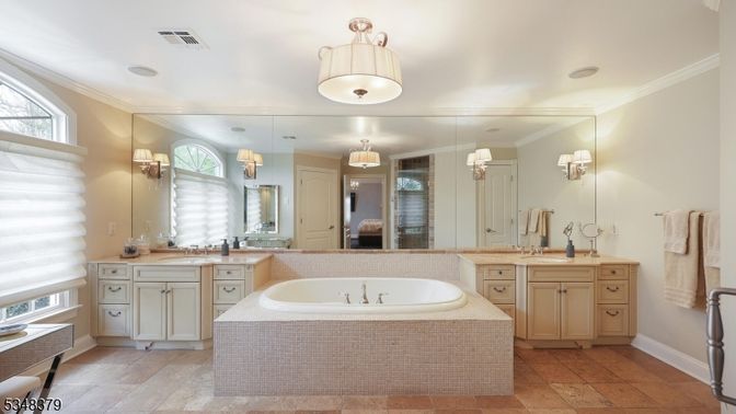 Bathroom, Dual Sink Vanities, Interior