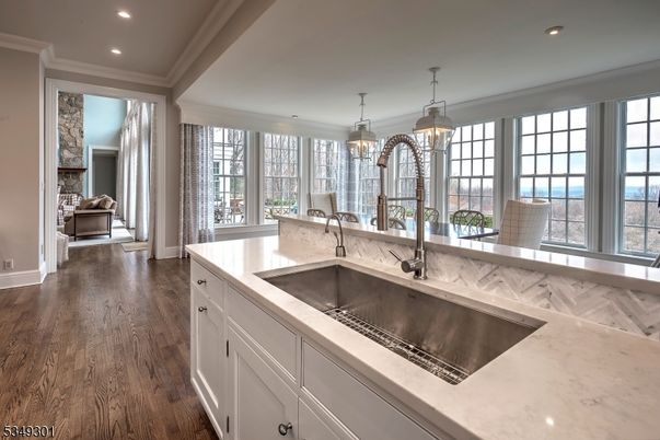 Interior, Kitchen, Pendant Lights, Recessed Lighting, Wood Texture Flooring