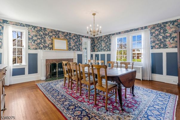 Chandelier, Dining room, Fireplace, Interior, Wood Texture Flooring