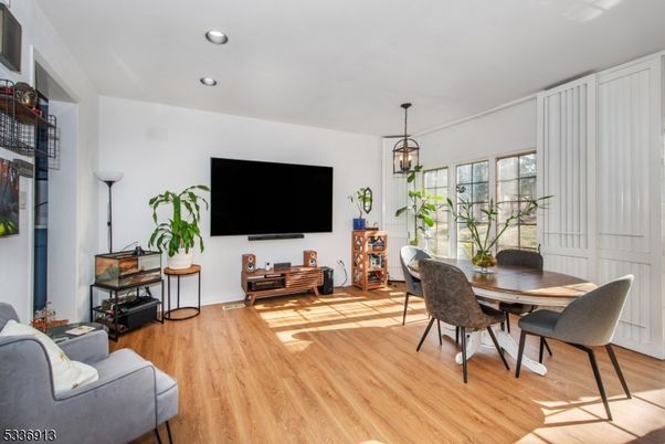 Dining room, Interior, Living room, Pendant Lights, Recessed Lighting, Wood Texture Flooring