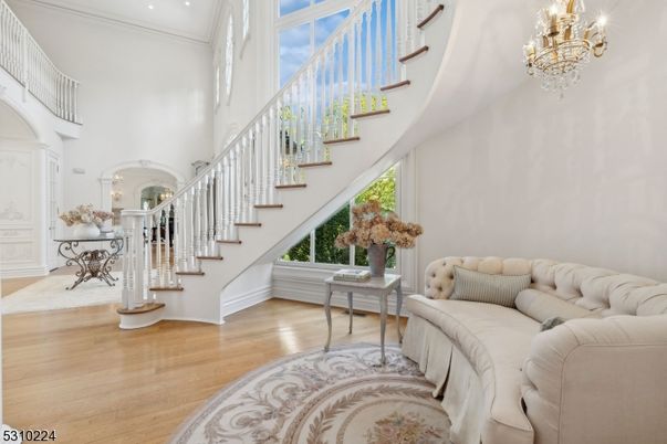 Chandelier, Interior, Wood Texture Flooring