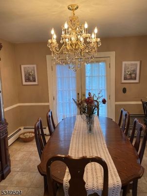 Chandelier, Dining room, Interior