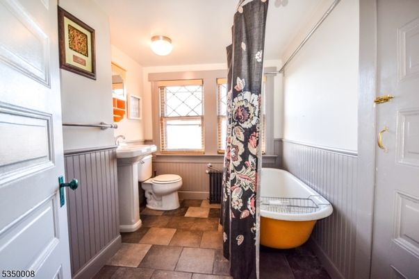Bathroom, Free Standing Baths, Interior