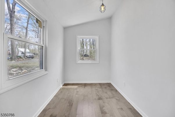 Empty room, Interior, Pendant Lights, Wood Texture Flooring
