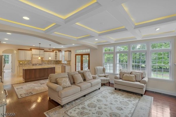 Interior, Kitchen, Living room, Pendant Lights, Recessed Lighting, Wood Texture Flooring
