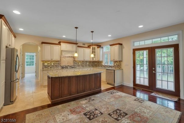Interior, Kitchen, Pendant Lights, Recessed Lighting