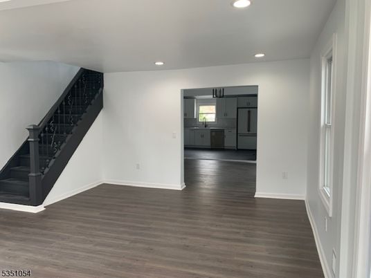 Empty room, Interior, Pendant Lights, Recessed Lighting, Wood Texture Flooring