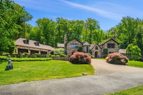 Backyard, Exterior, Facade, Tudor Revival